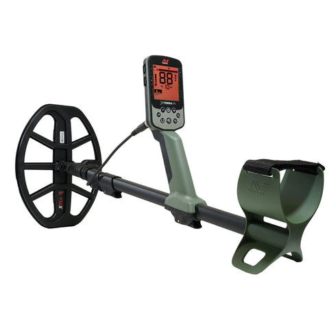 Minelab X-TERRA PRO Metal Detector with Pro-Find 15 Pinpointer