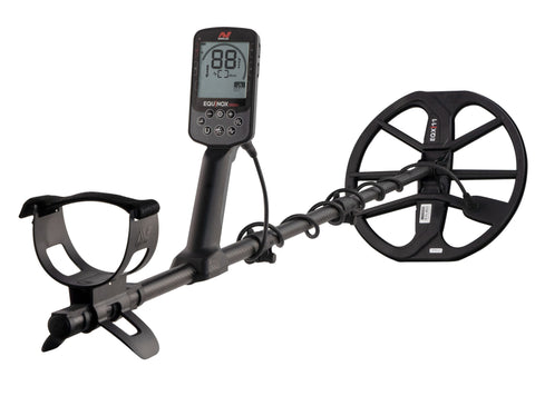 Minelab EQUINOX 900 Multi-IQ Metal Detector w/Pro-Find 35 Pinpointer, Carry Bag, and Finds Pouch