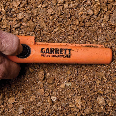 Garrett Pro Pointer AT Pinpointer with Garrett Edge Digger & Anodized Sand Scoop