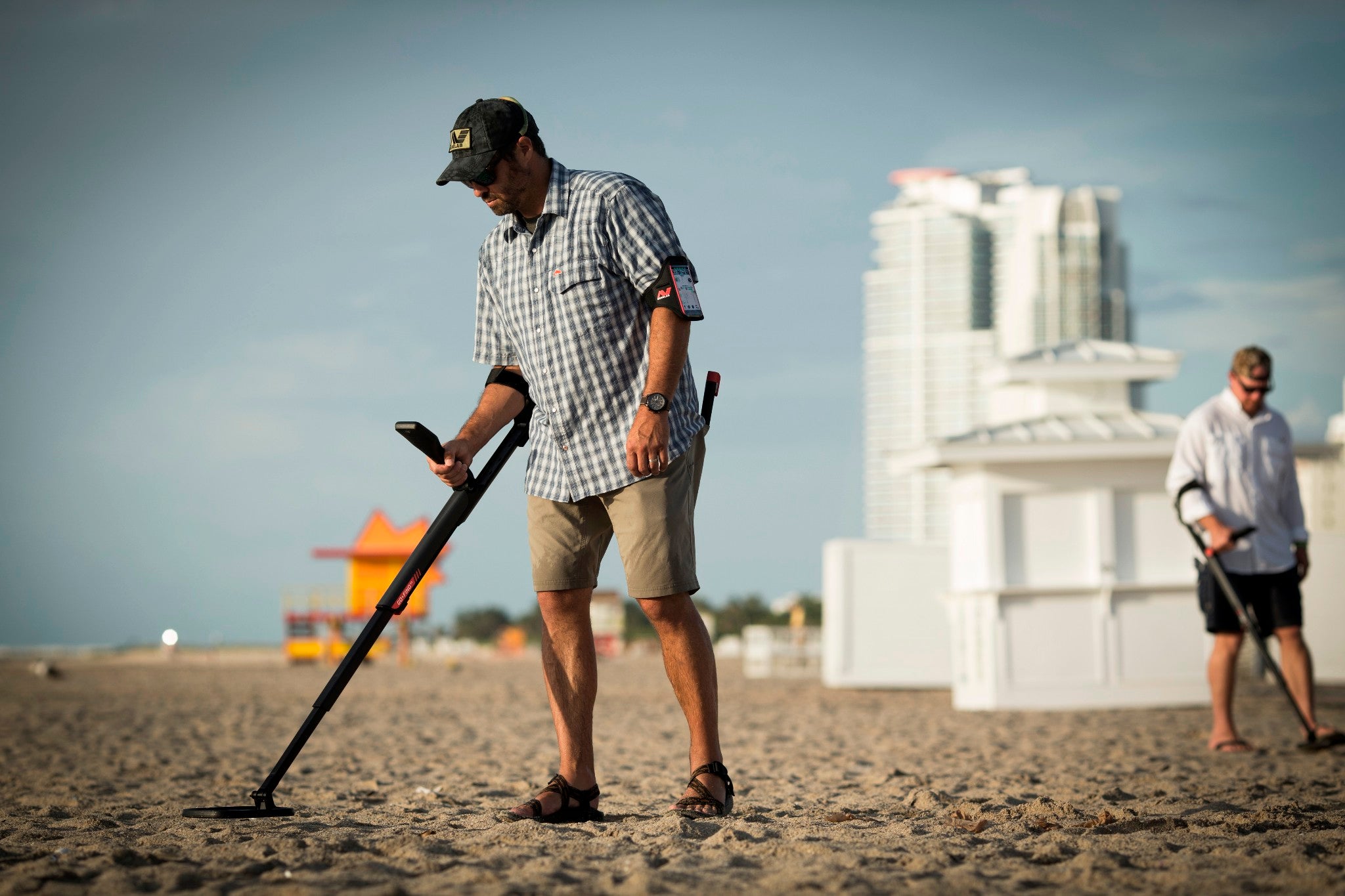 Minelab GO FIND 22 Metal Detector with PRO FIND 35 Pinpointer & Holster